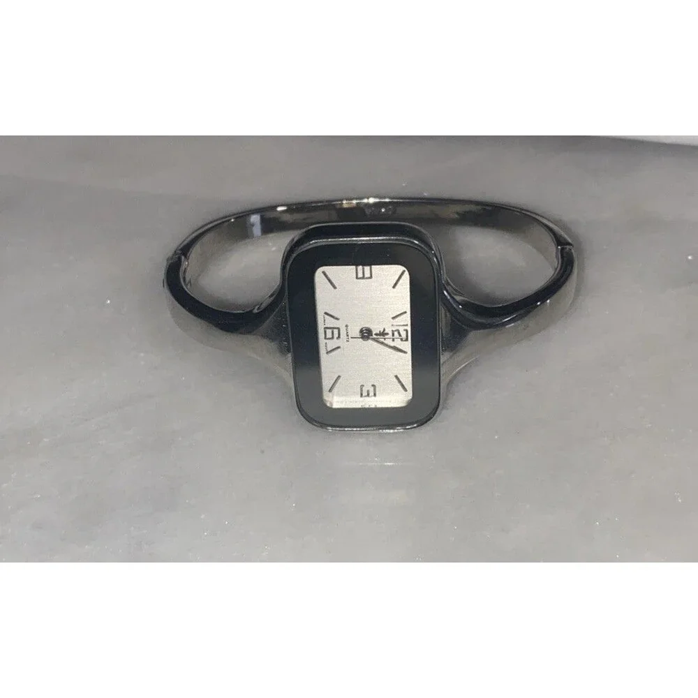 VINTAGE MCM Style Square Womens' Bangle Bracelet Watch Silver Tone Thin Band